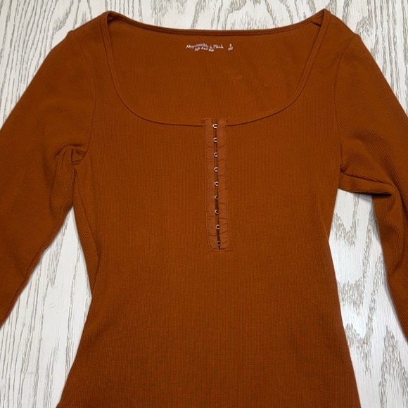 Women's Abercrombie & Fitch Long Sleeve Bodysuit - Picture 2 of 2
